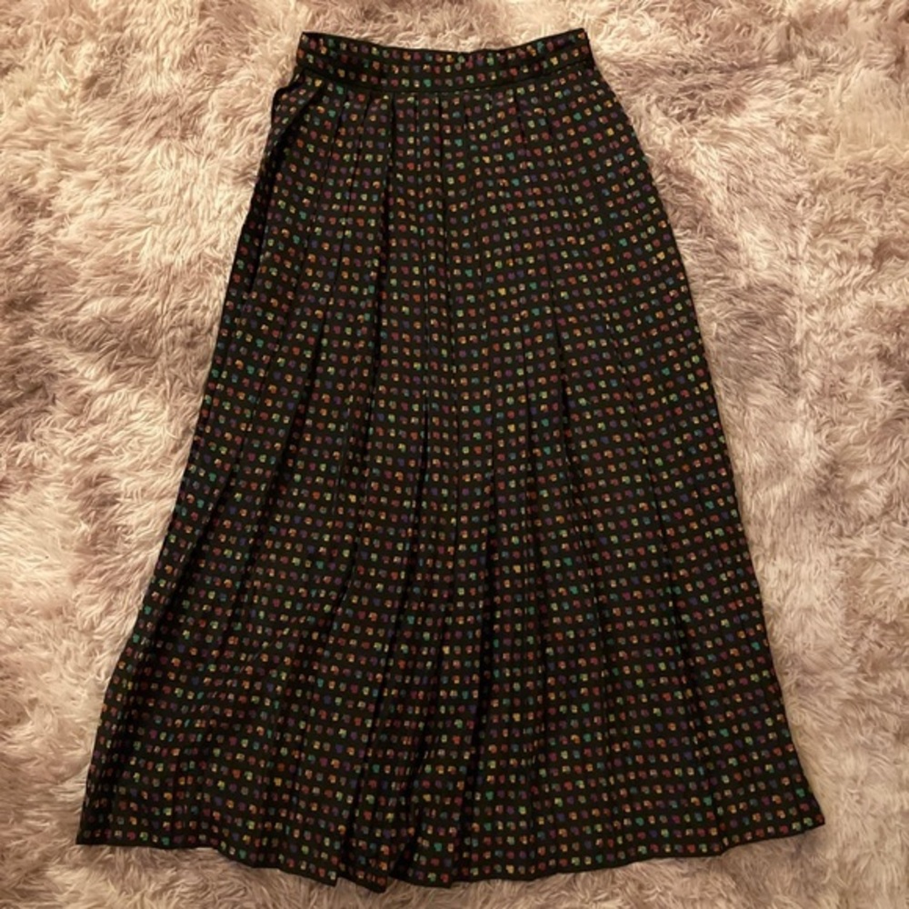 Brand new Doncaster Midi Skirt Size 8